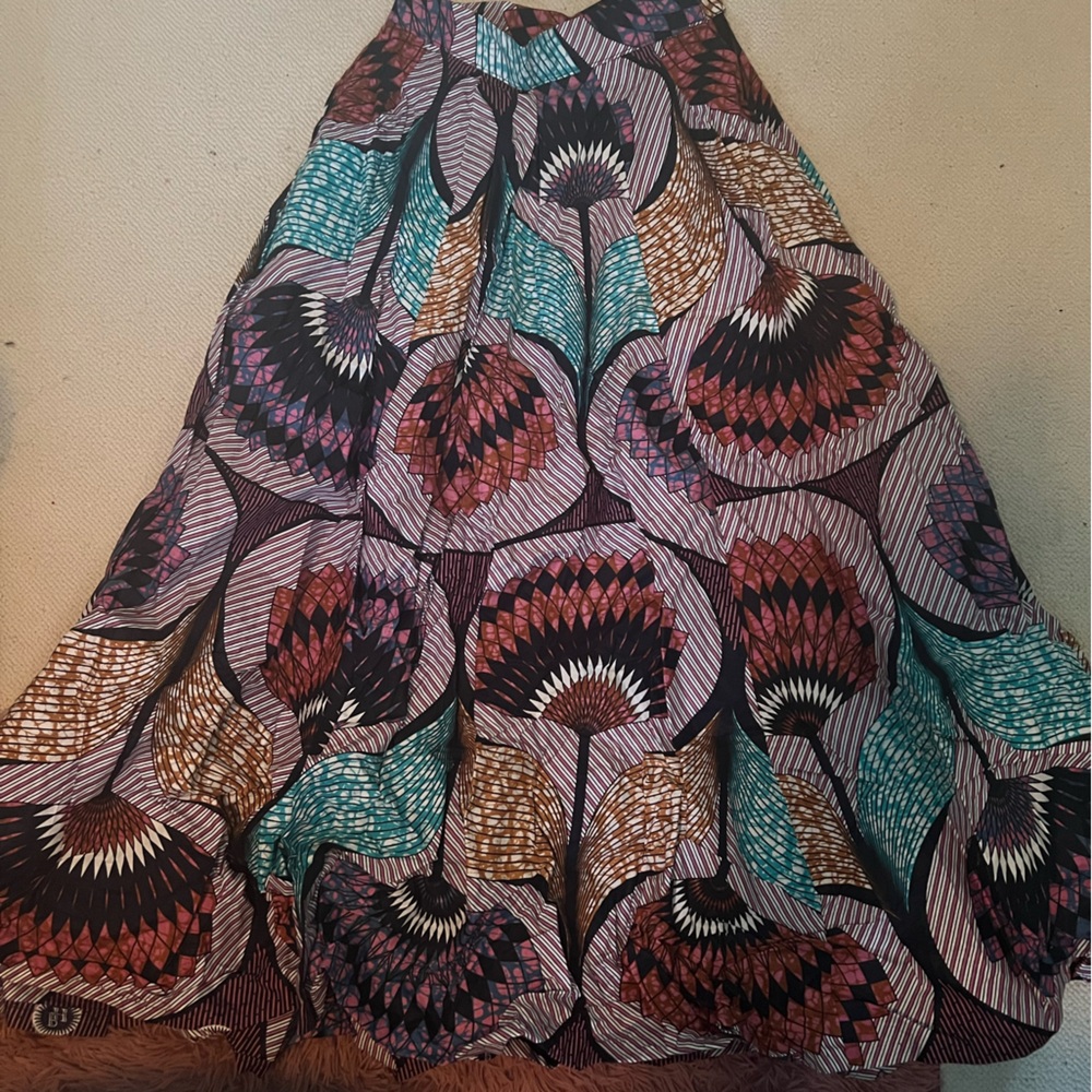 France’s and Benedict Marie Maxi skirt size S NWT